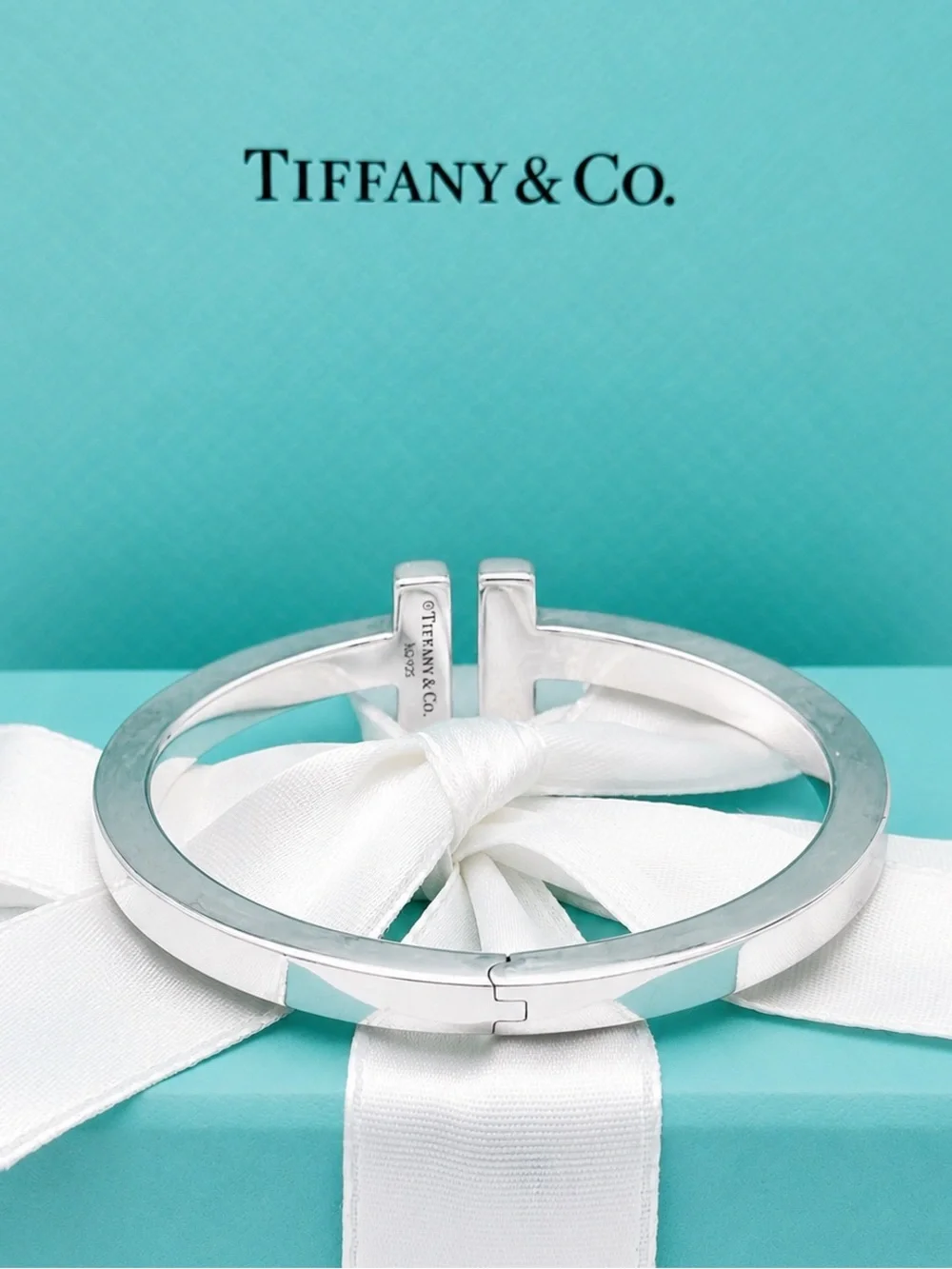 Tiffany & Co. T Square Bracelet in Sterling Silver 925 Gift Pouch, Box & Bag - Picture 4 of 14